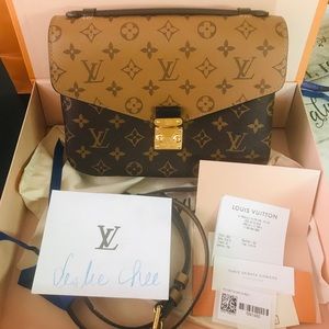Brand new Pochette Metis reverse and Favorite mm💗